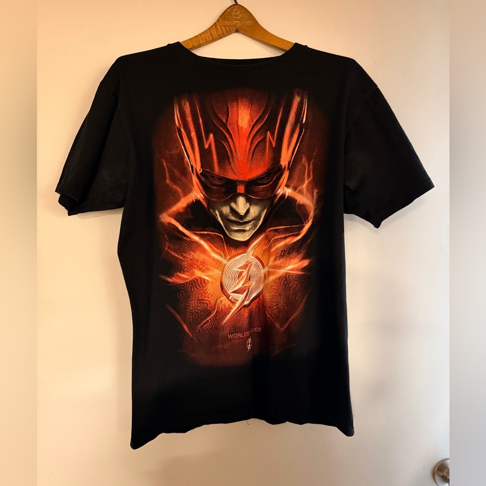 The Flash Justice League DC Universe Black T-shirt size Men Large